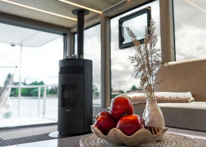 Lieblingsplatz - Schwimmendes Living Luxboot Båthotell *