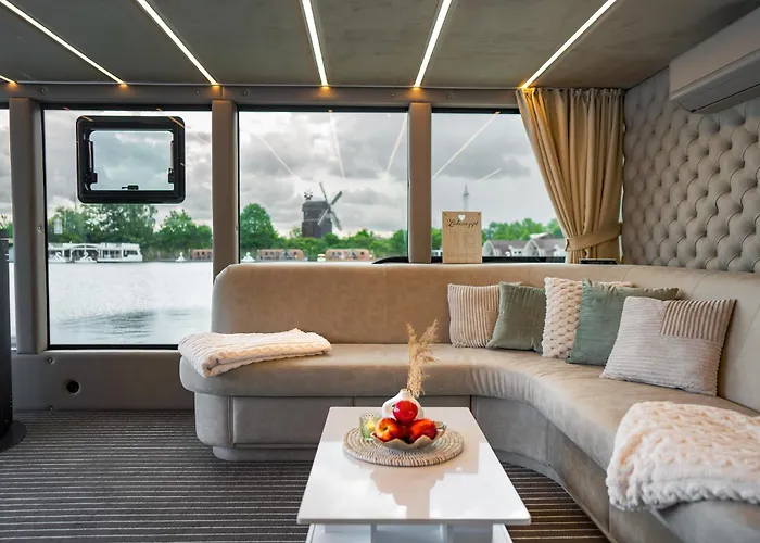 Lieblingsplatz - Schwimmendes Living Luxboot Båthotell *